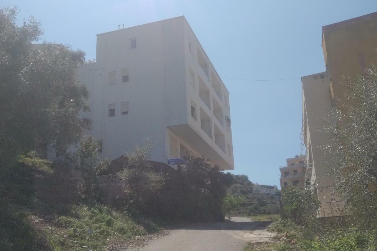 Deluxe Sea Apartament Wlora